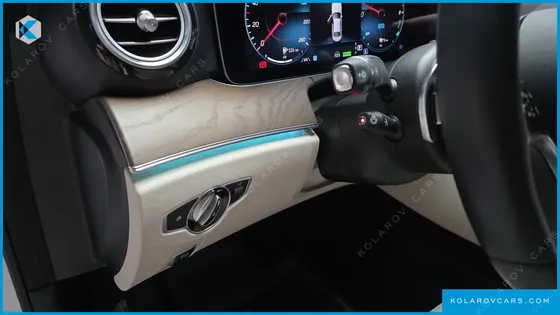 MERCEDES E-CLASS E300E 4MATIC EXCLUSIVE