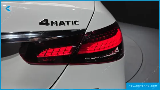 MERCEDES E-CLASS E300E 4MATIC EXCLUSIVE
