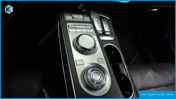 GENESIS GV70 E-AWD