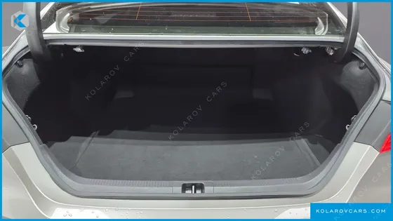 TOYOTA CAMRY 2.5 XLE HYBRID