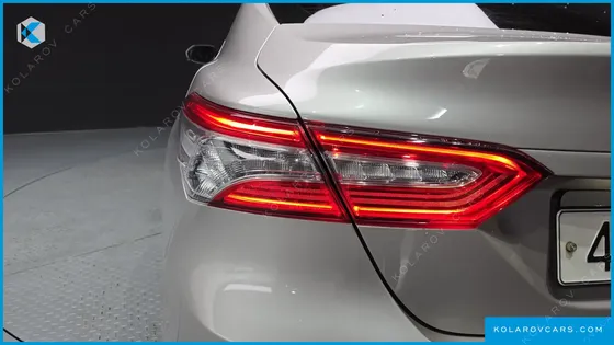 TOYOTA CAMRY 2.5 XLE HYBRID