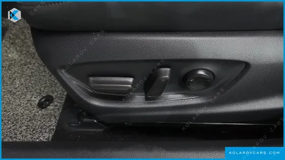 TOYOTA CAMRY 2.5 XLE HYBRID