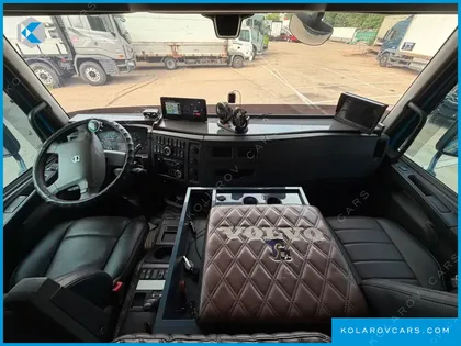 VOLVO CARGO TRUCK 6X2
