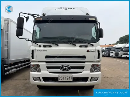 HYUNDAI TRAGO TRAGO 6X4