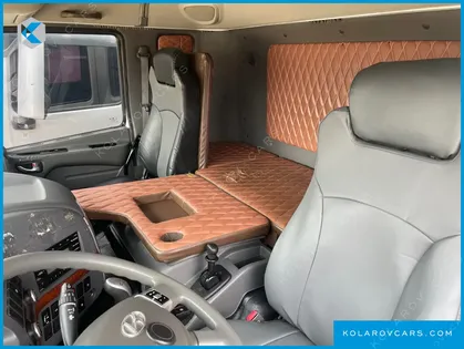HYUNDAI TRAGO TRAGO 6X4