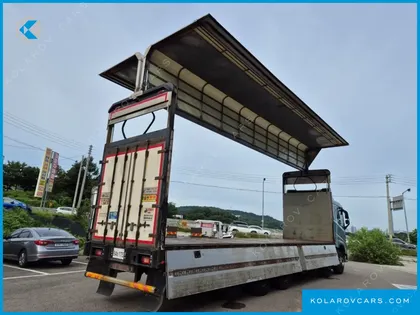 VOLVO CARGO TRUCK 10X4