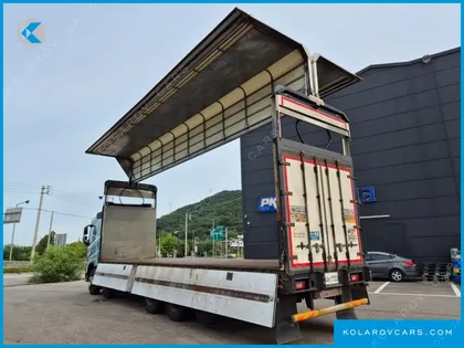 VOLVO CARGO TRUCK 10X4