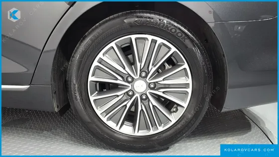 HYUNDAI GRANDEUR EXCLUSIVE