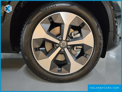 VOLVO XC40 B4 ULTRA BRIGHT