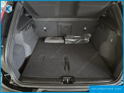 VOLVO XC40 B4 ULTRA BRIGHT