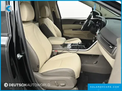 KIA CARNIVAL GASOLINE 4-SEATER HI-LIMOUSINE (SPECIAL)