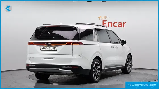 KIA CARNIVAL 9-SEATER SIGNATURE
