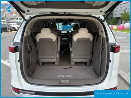 KIA CARNIVAL 9-SEATER HI-LIMOUSINE