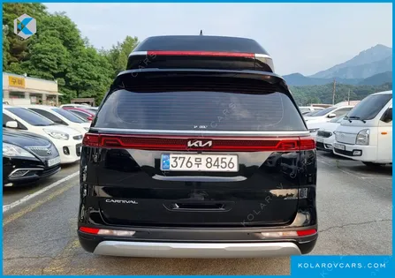 KIA CARNIVAL GASOLINE 7-SEATER HI-LIMOUSINE