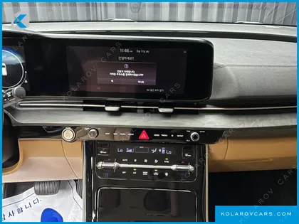 KIA CARNIVAL 7-SEATER SIGNATURE