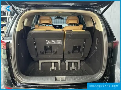 KIA CARNIVAL 7-SEATER SIGNATURE