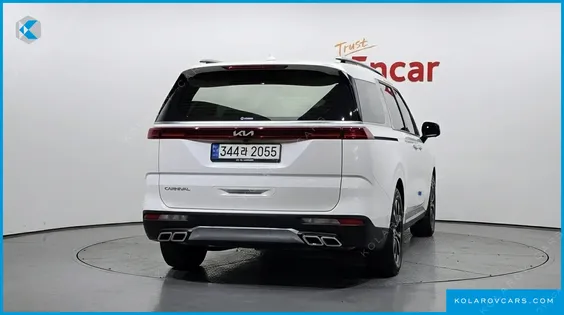 KIA CARNIVAL GASOLINE 9-SEATER SIGNATURE