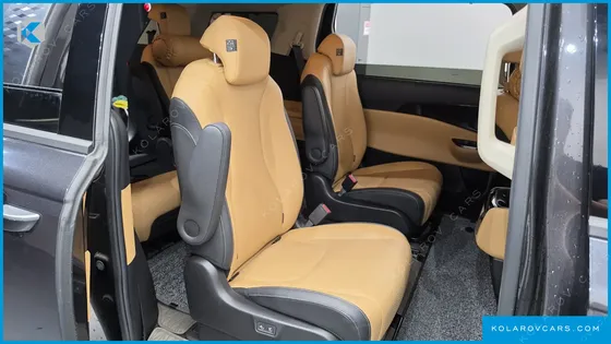KIA CARNIVAL DIESEL 9-SEATER NOBLESSE