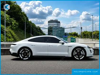 PORSCHE TAYCAN GTS