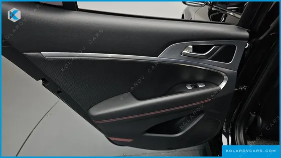GENESIS G70 2.0T AWD