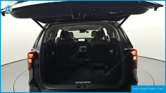 KIA CARNIVAL GASOLINE 9-SEATER NOBLESSE