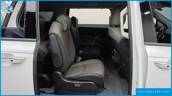 KIA CARNIVAL HEV 9SEATER SIGNATURE