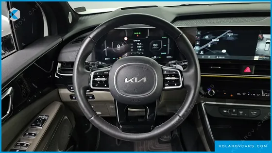 KIA CARNIVAL HEV 7-SEATER HI-LIMOUSINE (SPECIAL VEHICLE)