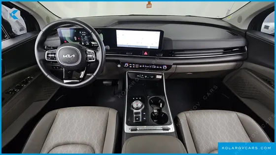 KIA CARNIVAL DIESEL 9-SEATER PRESTIGE