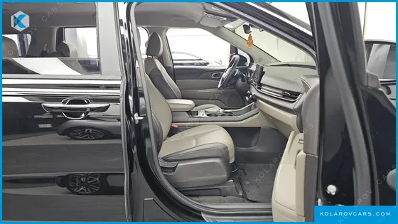 KIA CARNIVAL DIESEL 9-SEATER PRESTIGE