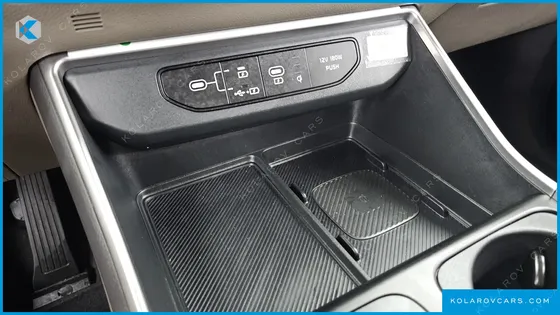 KIA CARNIVAL DIESEL 9-SEATER PRESTIGE