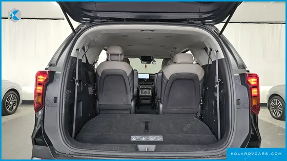 KIA CARNIVAL DIESEL 9-SEATER PRESTIGE
