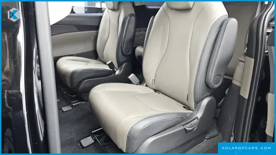 KIA CARNIVAL DIESEL 9-SEATER PRESTIGE