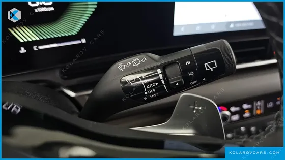 KIA CARNIVAL DIESEL 9-SEATER PRESTIGE
