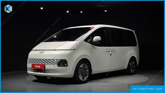HYUNDAI STARIA 4WD TOURER 9-SEATER