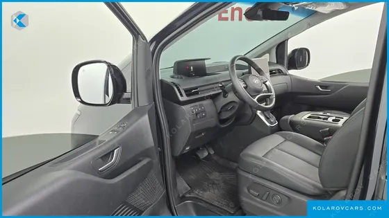 HYUNDAI STARIA TOURER 9-SEATER