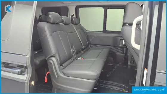 HYUNDAI STARIA TOURER 9-SEATER