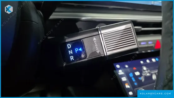 HYUNDAI GRANDEUR 2,5 GASOLINE 2WD