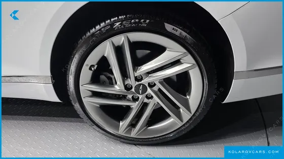 GENESIS G80 GASOLINE 2.5 TURBO 2WD
