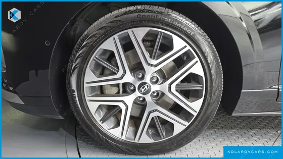 HYUNDAI GRANDEUR 3,5 GASOLINE 4WD