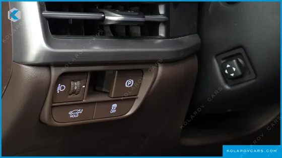 HYUNDAI GRANDEUR 3,5 GASOLINE 4WD