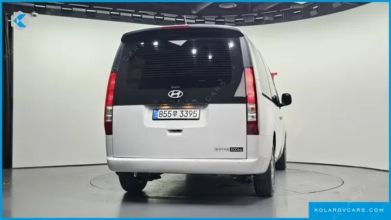 HYUNDAI STARIA L3.5 CARGO 5-SEATER