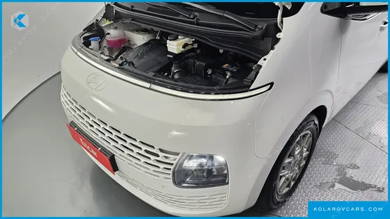 HYUNDAI STARIA L3.5 CARGO 5-SEATER