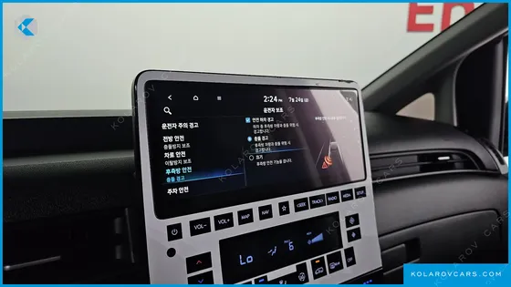 HYUNDAI STARIA L3.5 CARGO 5-SEATER