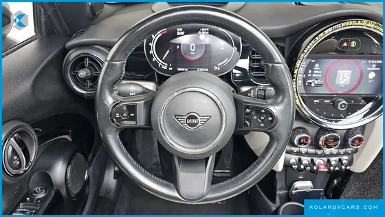 MINI COOPER CONVERTIBLE CLASSIC LAUNCH PACK