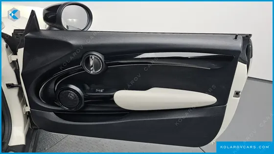 MINI COOPER CONVERTIBLE CLASSIC LAUNCH PACK