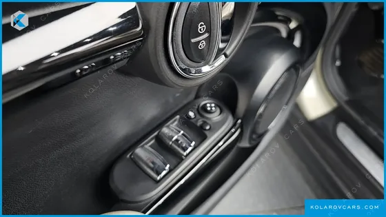 MINI COOPER CONVERTIBLE CLASSIC LAUNCH PACK