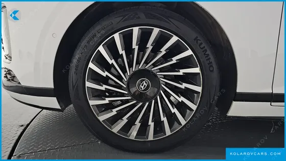 HYUNDAI GRANDEUR CALLIGRAPHY
