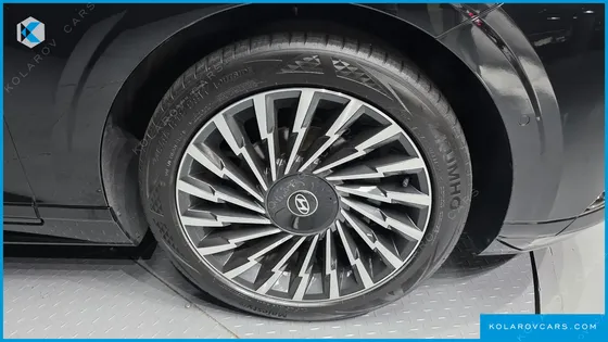 HYUNDAI GRANDEUR CALLIGRAPHY
