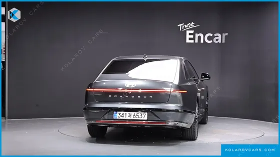 HYUNDAI GRANDEUR CALLIGRAPHY