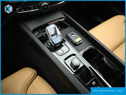 VOLVO XC60 B6 ULTIMATE BRIGHT